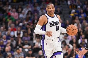 除了投篮都很好！威少半场3投全铁 得到4篮板8助攻1盖帽&正负值-6