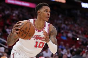 效率挺高！贾巴里·史密斯16投9中砍下22+5 正负值+11