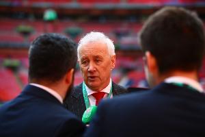 卫报：EFL将反对英甲俱乐部提出的工资帽和超支奢侈税激进提案