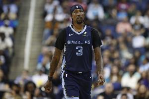 投射根本不行！波普&斯潘塞三分合计12中1 一起躺赢一场