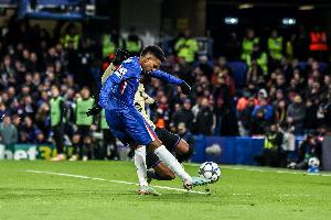 奔着1亿去！18岁埃斯特旺身价仅6000万，欧冠5场3球+巴西4场4球