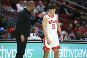 马健：谢泼德用库里的方式打败库里 小谢有今天一定要感谢乌度卡