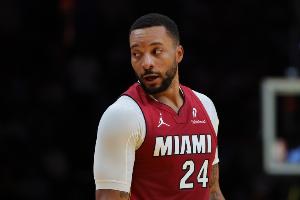 冰火两重天！热火豪取6连胜高居东部第3 雄鹿6连败排东部倒数第5