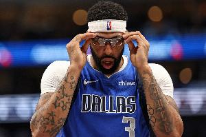 跟东子学减脂吧！浓眉战旧主10中6得12分5板5助3盖帽 全场0罚球