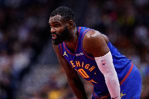 带刀侍卫！小哈达威14中8贡献23分3板 三分11中7