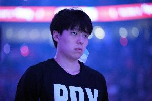 拓记：杨瀚森会随队去多伦多&克利夫兰客场 背靠背后再考虑G联赛