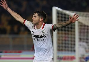 跟队记者：普利西奇今天恢复参加部分合练，随后再次进行单独训练