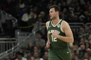 加里纳利NBA生涯辗转10支球队 总薪资达2.02亿美元