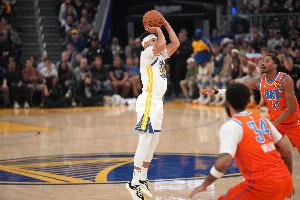 科尔：赛斯来自篮球史上最伟大的投篮世家 有他在真是太棒了！