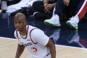 杨毅：不觉得保罗这么做有道理 但为他一辈子都坚持做自己而高兴