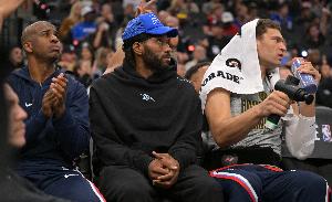 保罗离队？小卡：几乎不敢相信自己所看到的内容 甚至需再三确认