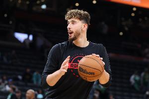 进化中！申京本季场均23分9.4板7助1.5断1帽 篮板&助攻均火箭第一