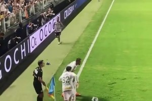 英超经典瞬间！阿扎尔VS德赫亚