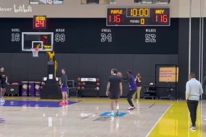 命中率还行？詹姆斯从湖人发展联盟回归主队训练！猛练定点三分！