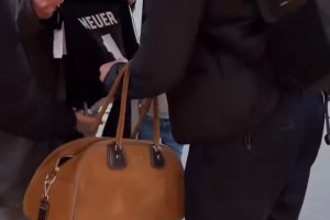 战阿森纳赛前，拜仁中文官方视频：到底该不该停止这种想法✋