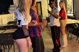 欧洲足球美女小秀身材~这是真符合我的审美~