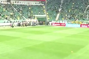 大战一触即发！北京台主持人魏翊东带你提前开箱足协杯冠军奖杯