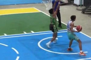 为什么亚历山大一年比一年强？看看夏天的他都在干嘛！