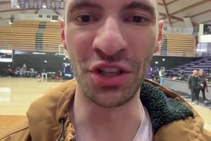 记录终结又怎样？就差一上篮就能延续 老詹看见空位果断助攻~