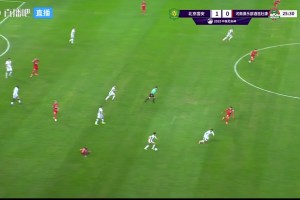 阿奇姆彭被曹永竞撞倒，韩国裁判无表示